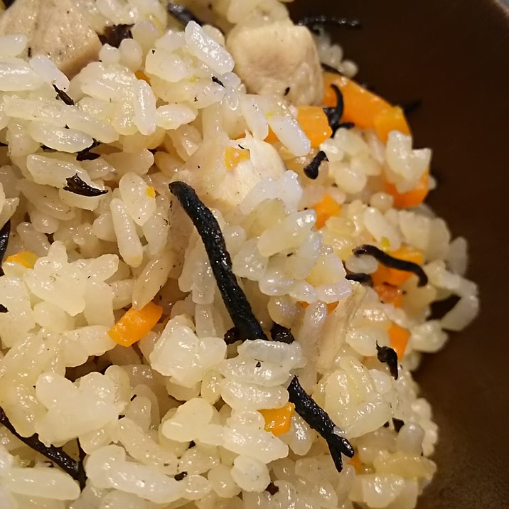 簡単 沖縄の炊き込みご飯ジューシー レシピ 作り方 By ちかねこママ 楽天レシピ 簡単 沖縄の炊き込みご飯ジューシー レシピ 作り方 By ちかねこママ 楽天レシピ